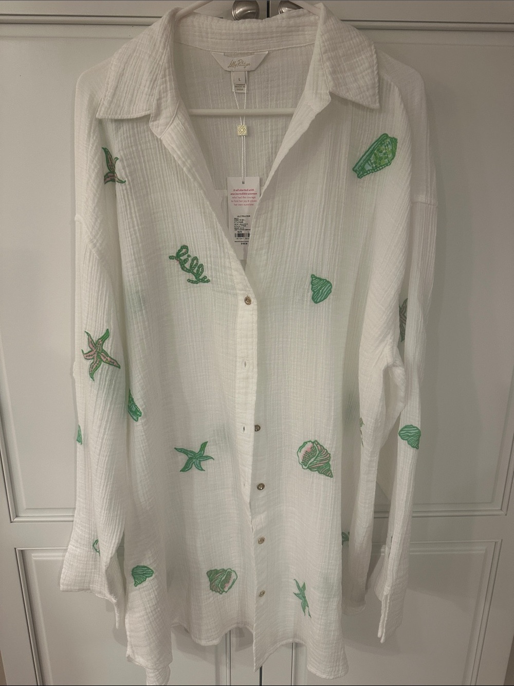 Lilly Pulitzer. Women's white gauze beach coverup with embroidered shells NWT